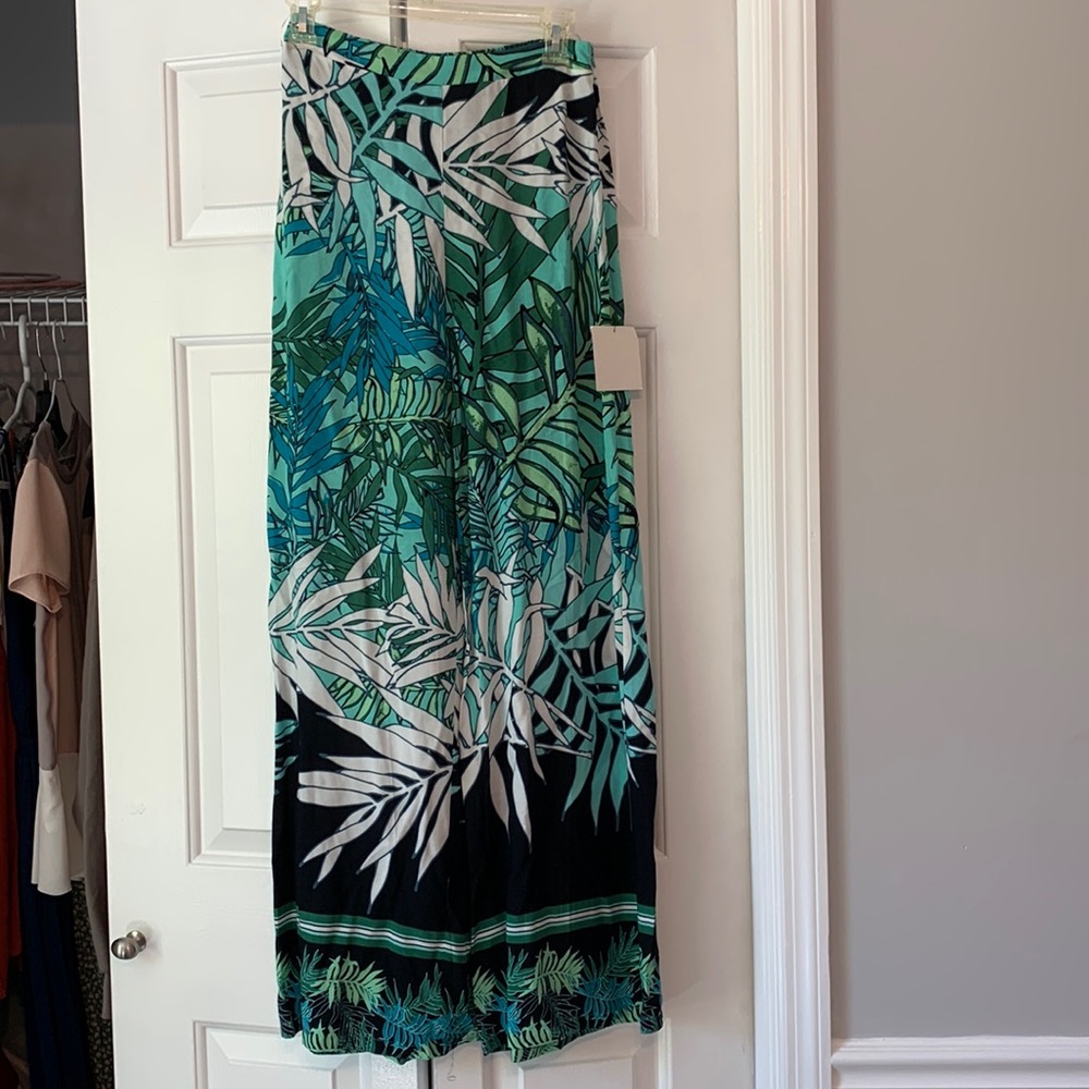 Lulu’s tropical pants
